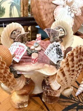 Vintage Sea Shell Women Poker Players Drinking Diet Coke